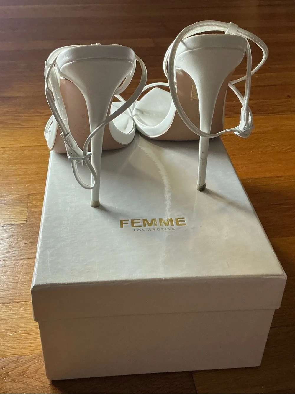 FEMME LA White Women's Pointed Ankle-Strap Heels